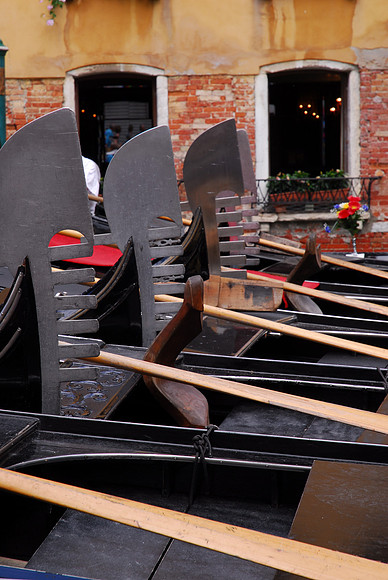 Ferros & Oars